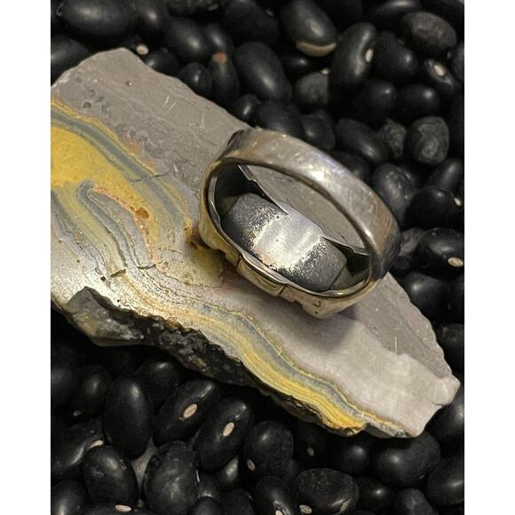 Native Southwest Style Sterling Silver Sandstone Etched Stacker Ring Size 9.5 - Picture 12 of 13